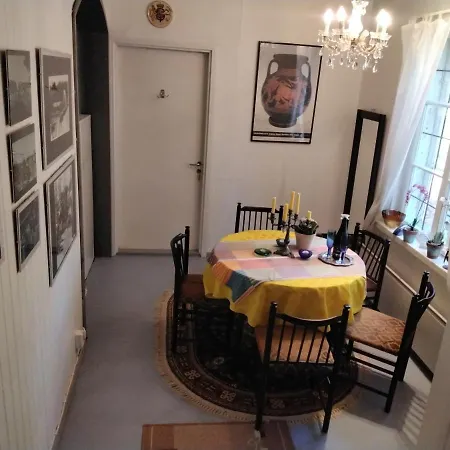 Historical Summerhouse Lodge *